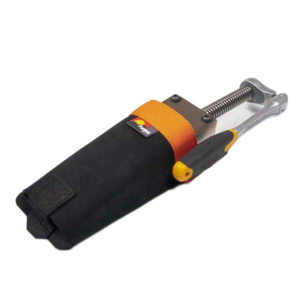 Mechanische Fällkeil Tasche von Fuegos – sicherer Transport für TR24 und Spindelwerkzeuge.