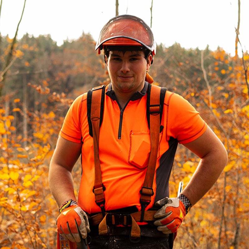 Profi Forstgürtel für Auszubildende Forstwirte – getragen im Waldalltag